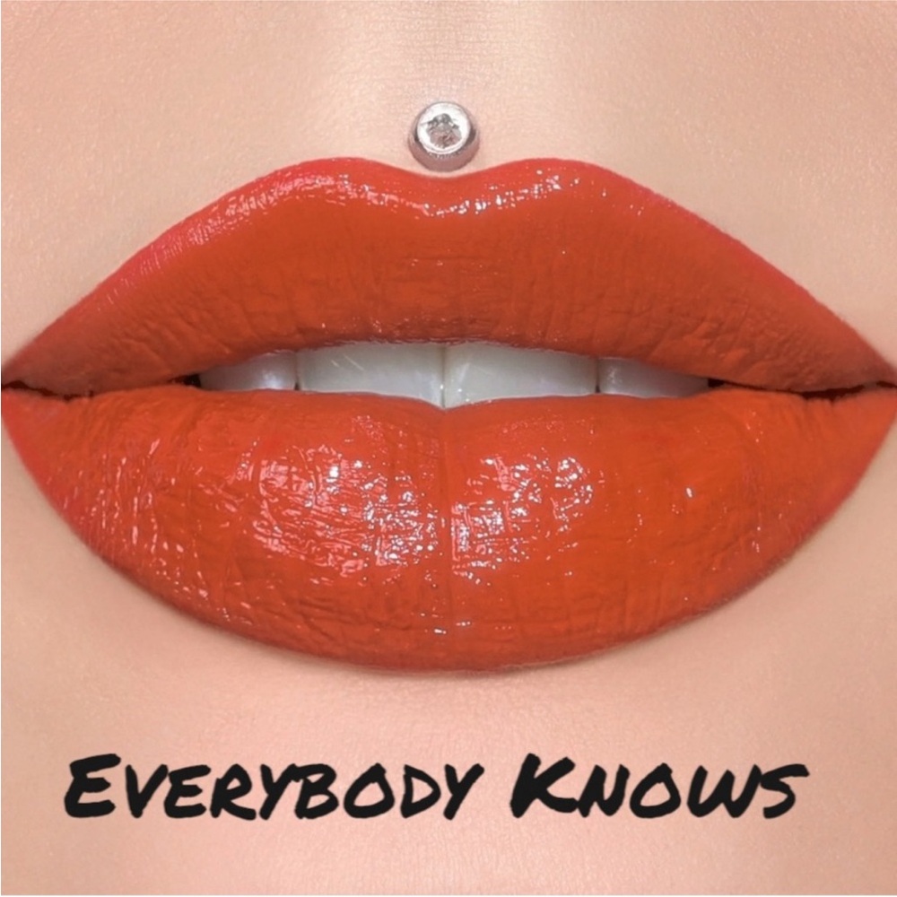 “Everybody Knows” Supreme Gloss by Jeffree Star. Brand new. Vanilla cupcake ish.